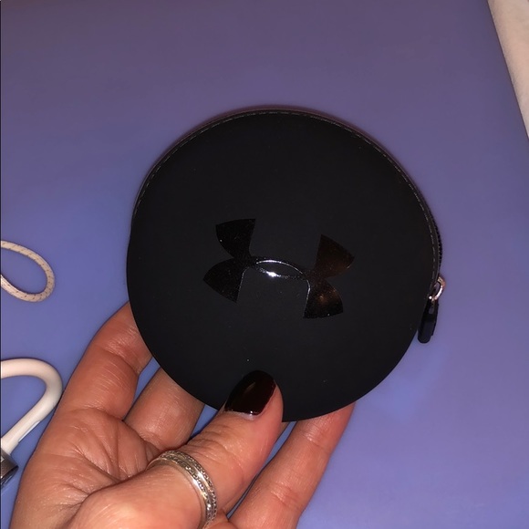 JBL/Under Armour wireless headphones - Picture 5 of 5